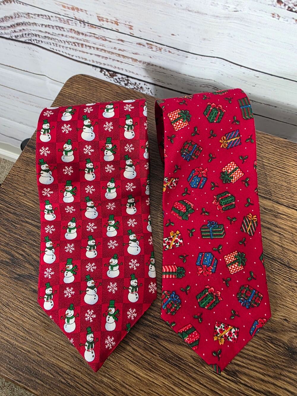 Lot of 2 Mens Christmas Holiday Ties- Snowman& Gift Presents Print Red Neckties